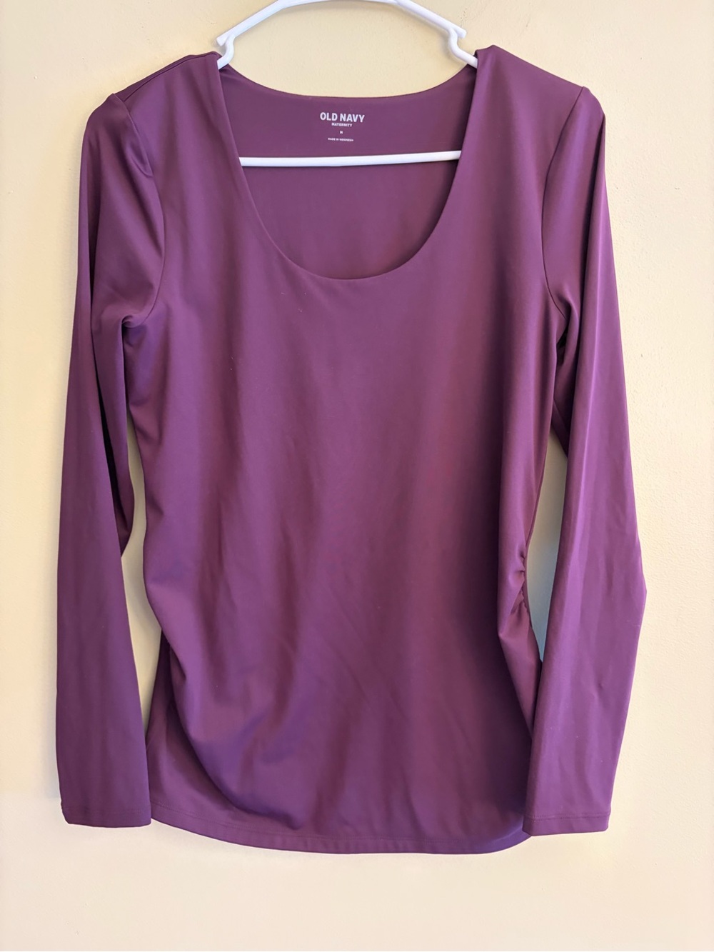 Old Navy Women's Maternity Long Sleeve Scoop Neck Top - Plum Purple